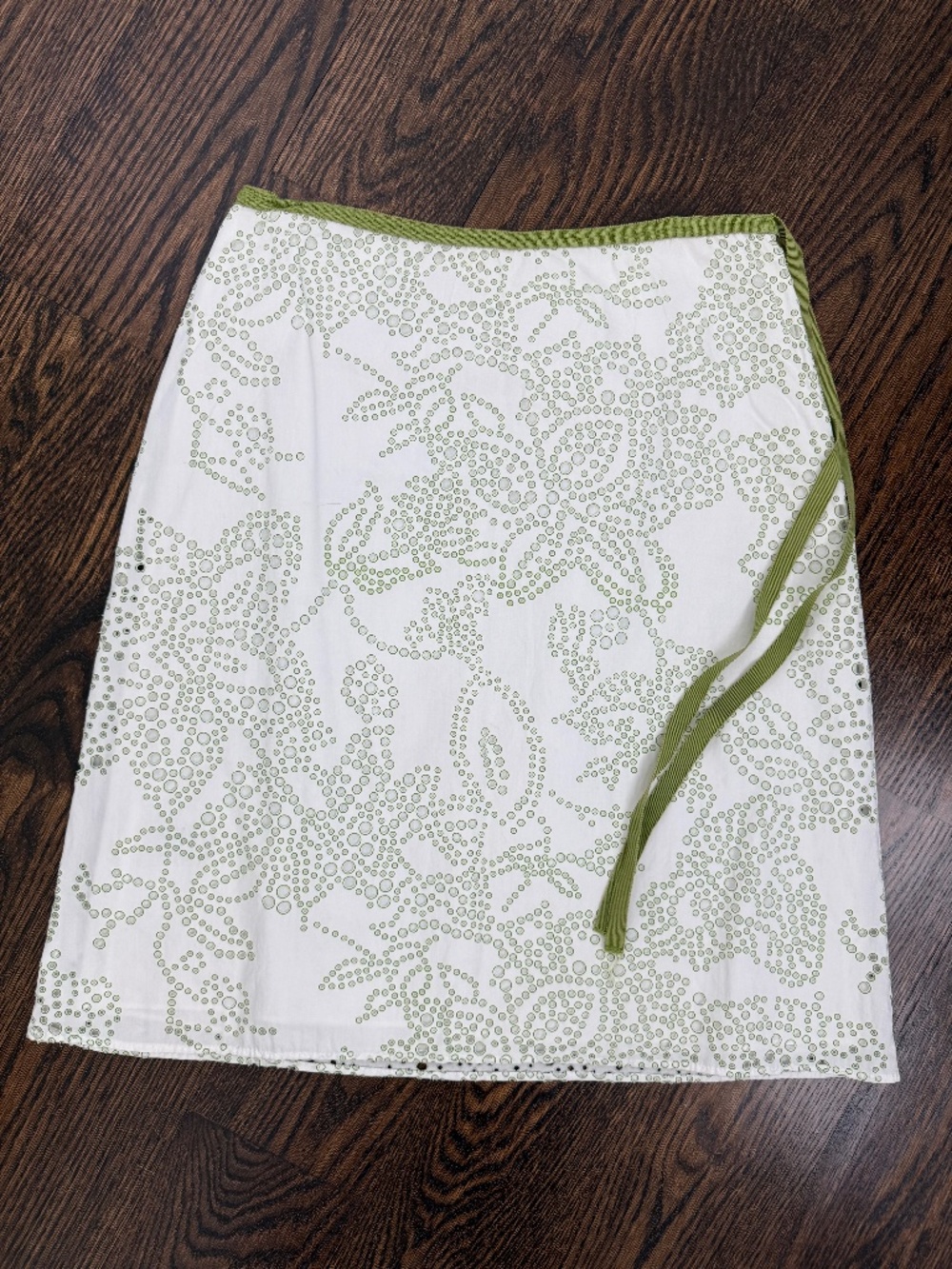 Max Studio Summer skirt. White with lime green accent.